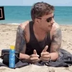 DORMIDO EN LA PLAYA RTM