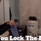 YO SOMEBODY GET THE DOOR (YES KING)