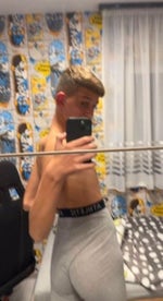 gacha life ne kérdezd mert szomorú lesz a válasz