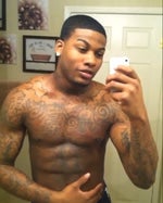 Flex in da bathroom mirror