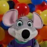 nobody came to his chuck e cheese bday party :(