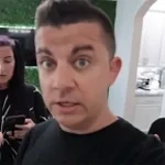 Funny laugh sound effect for your vlog_320k