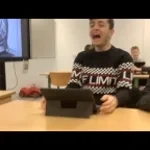 roni ayip auf kopf🧑🏿‍🦲