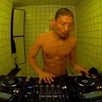 drop the beat dj scurvy