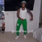 a pome saaaaaamo saaaaa tlustej cigan co chce penize a to zlato