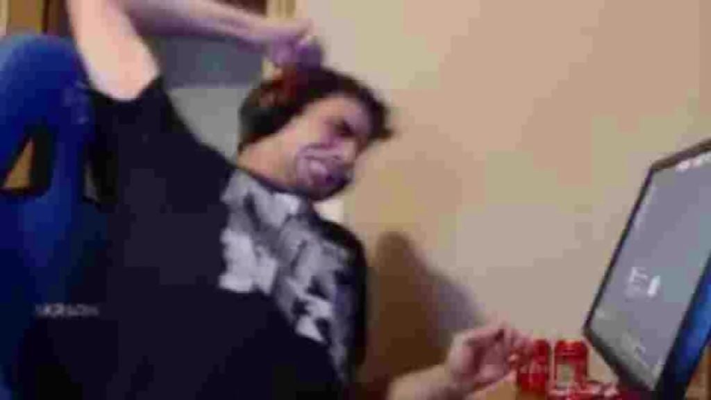 Tense1983 A problem in yum brain by DirefulBattle Sound Effect Tuna