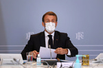 Emmanuel Macron - Avec du savon