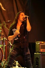 Di persimpangan hati vocals mixed