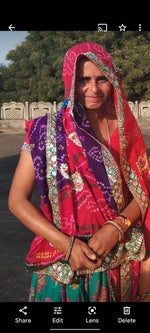 Tu Hai To Mujhe Phir Aur Kya Chahiye