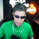 YURI22 VAL VAL PRETA (copy)