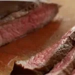 steak with popcorn butter