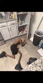 RANDOM NGA BEATING IT