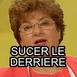 je commence à le prendre et a lui sucer le derrière