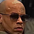 ersin mal gülüşü ama biraz bozulmuş