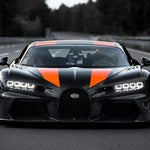 V8 Engine Startup and Revving