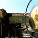 Gong Sound Effect - sound effects (128k)