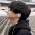 why am i being yelled at by emo's