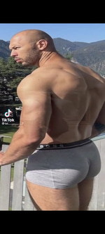 xQc CLAP WOW