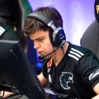 é molodoy ou nao é?