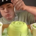 asmr-pickle-eating-sounds-By-Tuna