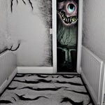 look behind you... HAHA GOT