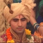 GROOM GROOM GROOM GROOM