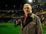 Tienen que cerrar el estadio