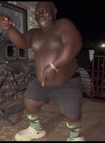 in the party im not havin fun - Kyle Richh