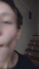 těsnující sprej který spravuje díry