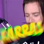 Montagem Lua Estranha