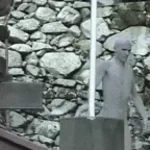 Last guy stairs bomb side