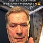 pärkelee jonne eläpä hupata