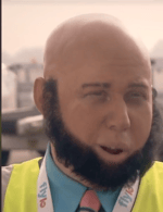 Pilot noch zuhause schaut Avatar auf DVD und Film ist zulang