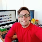 Ella me llama MOMO (saturado)