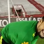 Smzinho - Gente tá sem goleiro...