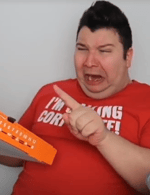 OUCH MY FINGER shorts nikocadoavocado