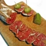 j'aime les saucissons et les cornichon