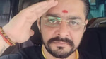 Hindi Meme - Pehli Fursat Mein Nikal