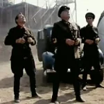 Men In Black III (2012) Boris the animal meets his past-self