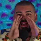 se lamamo y se pone contentaaaaaaaaau