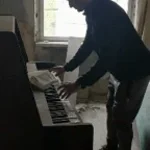 piyanist bana bırak