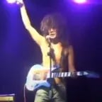 Gus Javar Stadion London Inggris