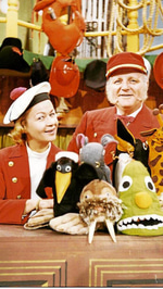 Send Your Pictures To Dear Old Captain Noah