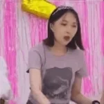 Random ah wierd girl
