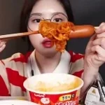 i-just-wanna-kiss-my-fish-made-with-Voicemod (copy) - Sound