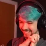 Vigerously Jerking off