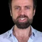 Je possède des thunes ( Complet & Censurée )