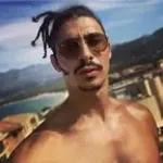 tu-filmes-encore-_-made-with-Voicemod