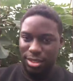 Eh gros t'as faire rire tout le monde regarde