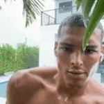Marlon under rain